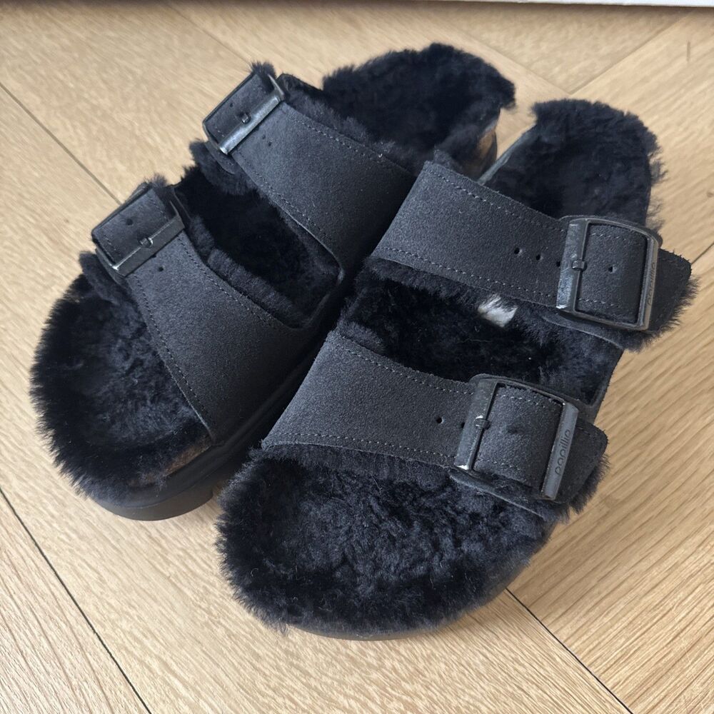 Papillio by Birkenstock Arizona Shearling Slides Size 39 black suede